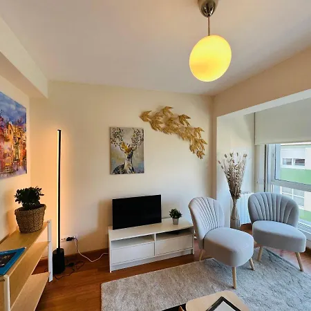 Nebrija Derecha * A Coruña